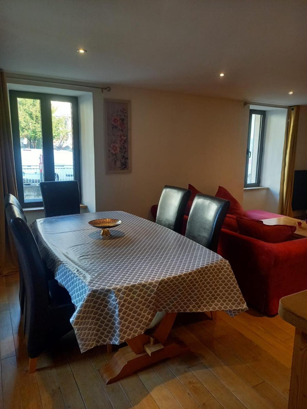 Appartement Centre Du Village Brides Les Bains Esterno foto